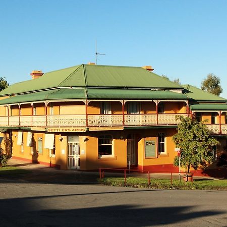 Settlers Arms Hotel Dungog Zewnętrze zdjęcie